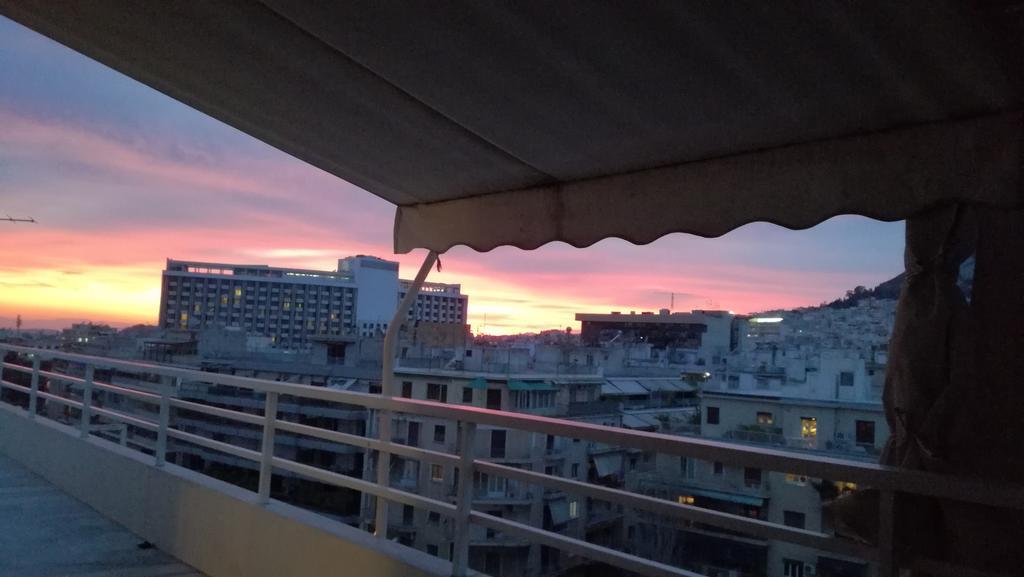 Top Floor Studio Near Metro&View&200Mbps Athens Exterior photo