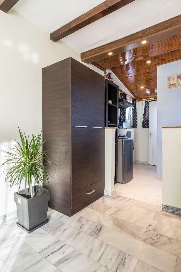 Top Floor Studio Near Metro&View&200Mbps Athens Exterior photo